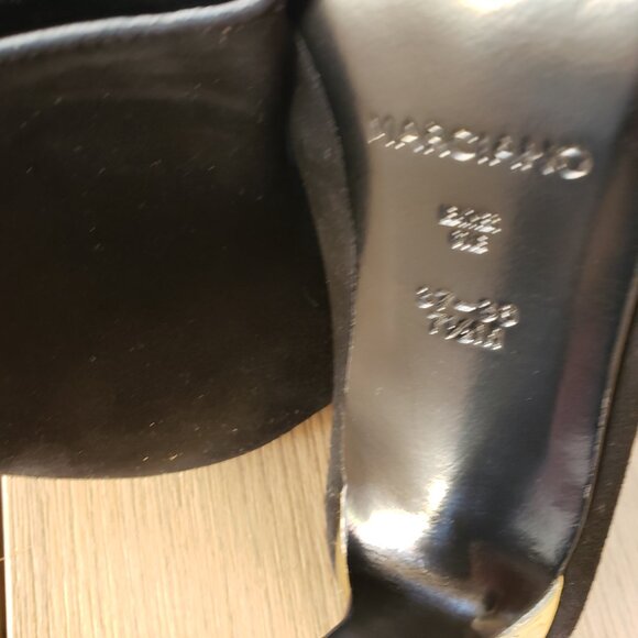 EUC Guess by MARCIANO jet black suede gold heel pointy toe mule (7.5) slides - Picture 9 of 9